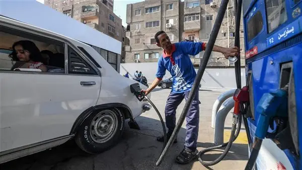 وكالة "فيتش" : الحكومة قد ترفع أسعار الوقود مجدداً قبل نهاية 2026