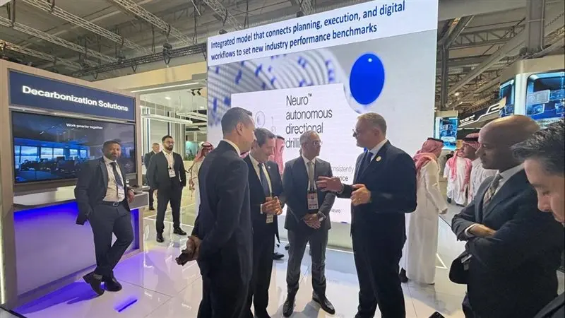 وزير البترول يبحث مع "SLB" العالمية تطبيقات التكنولوجيا والتحول الرقمي