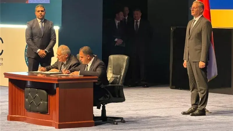 البترول توقع اتفاقيات مع شيفرون وإيجاس لتطوير حقل غاز أفروديت 