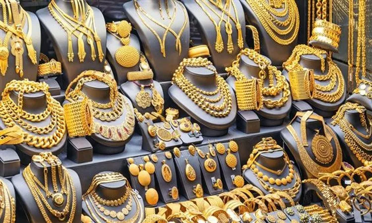 رغم الإجازة الأسبوعية.. أسعار الذهب ترتفع 15 جنيها اليوم السبت