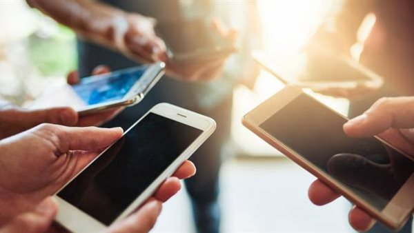 ارتفاع مشتركي الإنترنت عبر الهاتف المحمول إلى  90 مليون حتى يوليو 2025